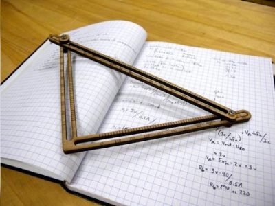 图纸封面-勾股定理计算器 DXF 文件